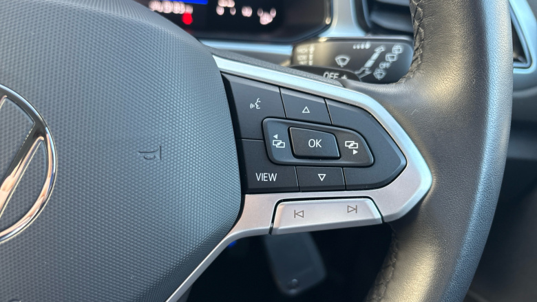 Volkswagen T-Roc 1.5 TSI Life 5dr DSG Petrol Hatchback